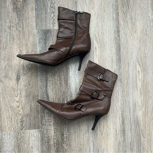 Vintage Claudia Ciutti designer leather ankle booties
